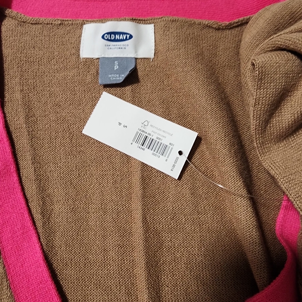 Old Navy Women's Sweater - Picture 3 of 7
